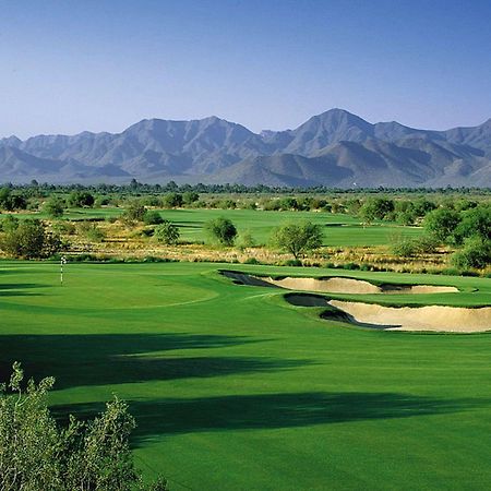 Hampton Inn & Suites Scottsdale At Talking Stick Exterior foto